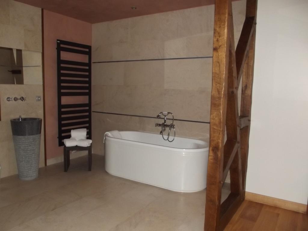 Auberge Des Moulins Pont-Les-Moulins Ruang foto