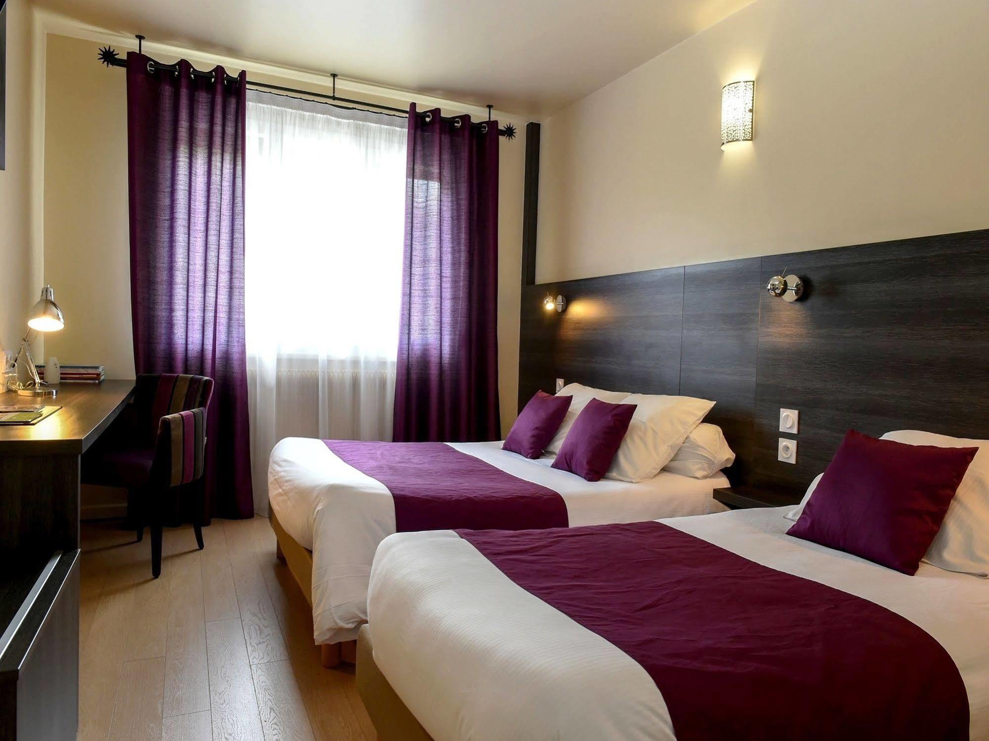 Auberge Des Moulins Pont-Les-Moulins Bagian luar foto